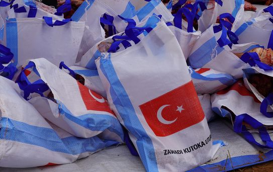 Tanzanya'da 70 Bin Aileye Kurban Eti Dağıtıldı