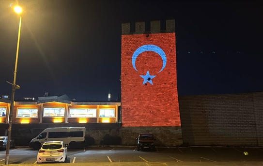 İstanbul'un Fethi İçin Işıklı Gösteri