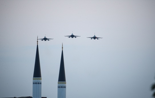 Kozan'ın Kurtuluşu İçin F-16 Gösterisi