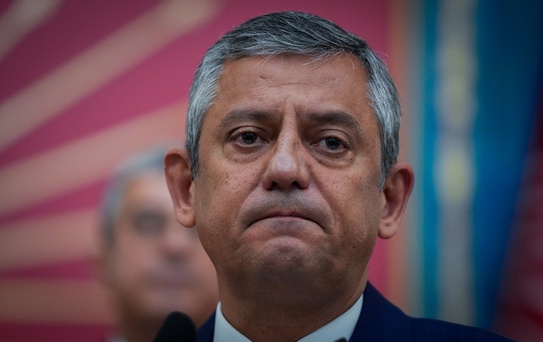 Özgür Özel: İki Ayrı CHP Görüntüsü Var