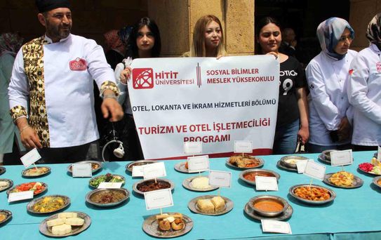 Çorum'da gastronomi şöleni başladı: Binlerce yıllık mutfak kültürü dünyaya tanıtılıyor