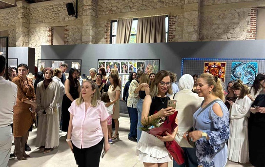 Çukurova Üniversitesi Mezuniyet Sergisi Açıldı
