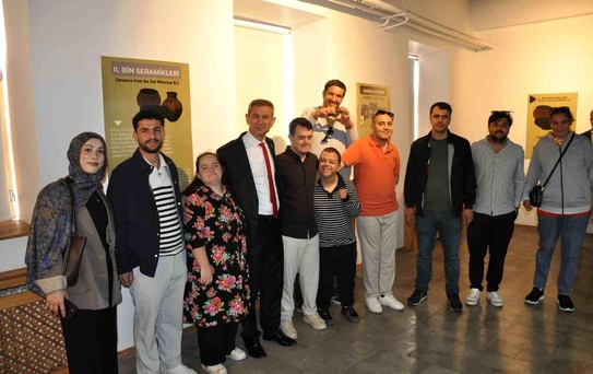 Özel Bireylerden Müze Ziyareti