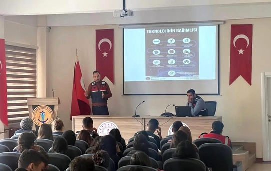 Dijital Bağımlılık Semineri Sinop'ta