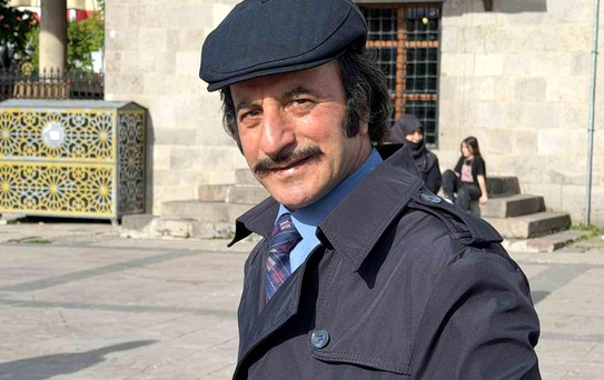 Orhan Gencebay’a Hayran Çaycı