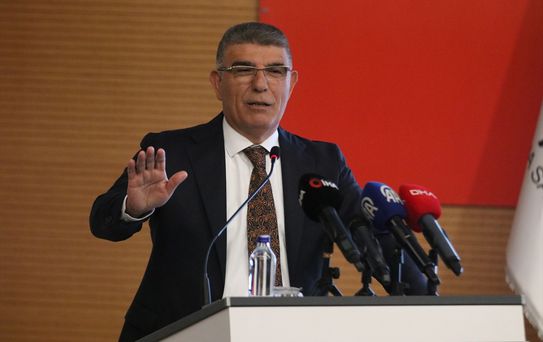 İş Hukuku Sempozyumu Adana'da Başladı