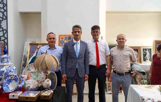 Çaycuma'da Yıl Sonu Sergisi Açıldı