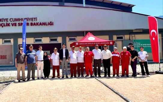 Devrek'te Gaziler ve Huzurevi Sakinleri Bocce Turnuvasında Buluştu