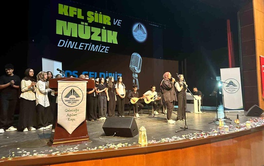 Kahta Borsa İstanbul Fen Lisesi'nden duygu dolu program