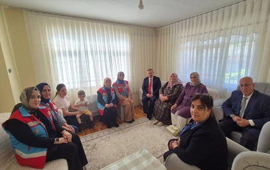 Kaymakam Perçi, Cazır Ailesini Ziyaret Etti