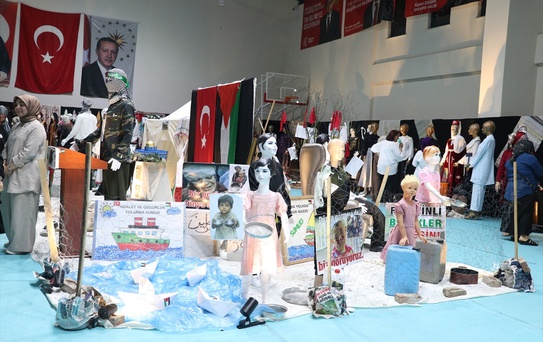 Akyazı ve Taraklı'da Hayat Boyu Öğrenme Haftası sergisi