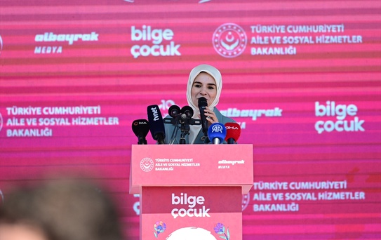 Bakan Göktaş: Aileyi koruyan çalışmaları kararlılıkla sürdürüyoruz