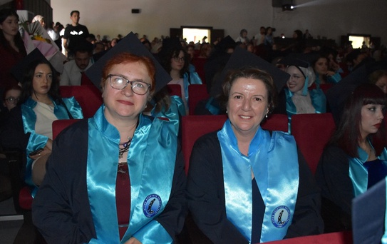 İki Arkadaşın Üniversite Başarısı