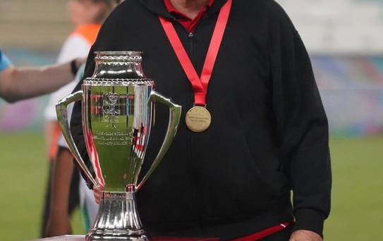 Muğlaspor, şampiyon hocası Sarıgül'e veda etti