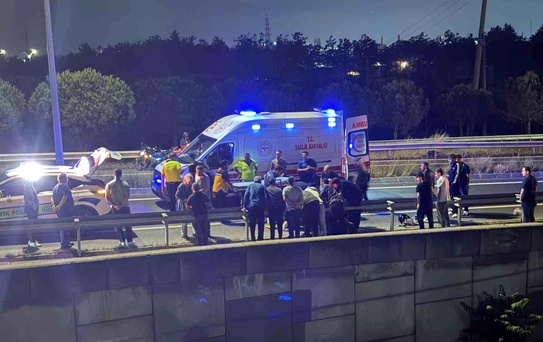 Kapaklı'da otomobil-motosiklet kazası: 2 yaralı