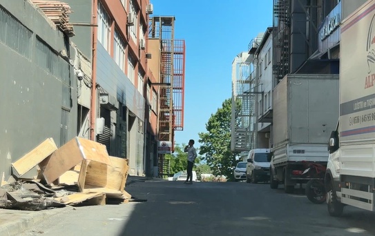 'Karımla aranda ne var?' diyerek eşinin çalışanını vurdu; Çanakkale'de yakalandı