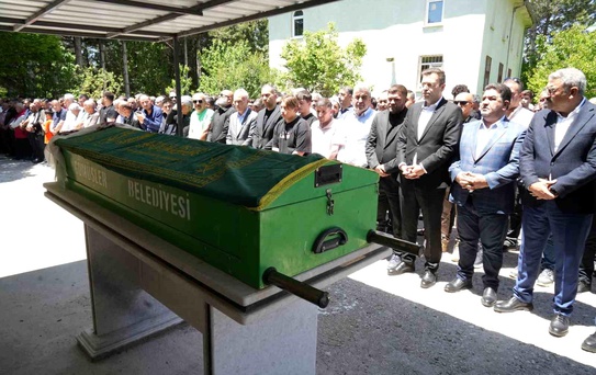 Sel Felaketinde Hayatını Kaybeden Annenin Cenazesi