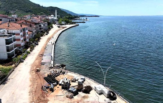 Ulaşlı'ya 460 metrelik dalgakıran