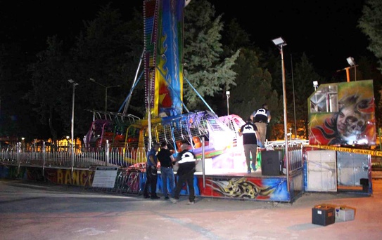 Lunaparkta Trajik Kaza: 20 Yaşındaki Genç Hayatını Kaybetti