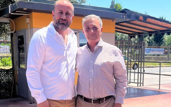 Beklenen buluşma gerçekleşti! Ahmet Nur Çebi, tarihi kulübü satın almaya hazırlanıyor
