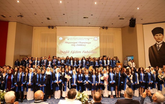 BEUN Ereğli Eğitim Fakültesi’nden Coşkulu Mezuniyet Töreni