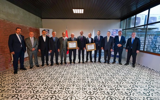 KARDEMİR Eski Başkanlara Onursal Ünvana Sahip Oldu