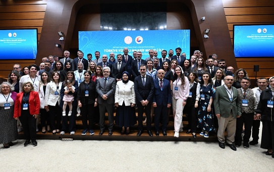 Türkiye Yüzyılı'nda Dil ve Düşünce