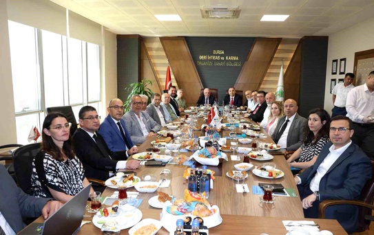 Başkan Şadi Özdemir sanayicilerle buluştu