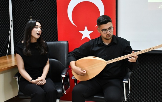 Şehit Öğretmen Şenay Aybüke Yalçın için Batman Üniversitesi'nde anma programı