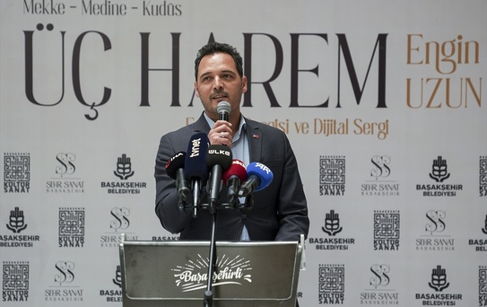 Engin Uzun'un 'Üç Harem' Sergisi Başakşehir'de Açıldı