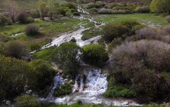 Ağ Nene Tepesi'nin traverten güzelliği