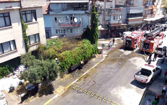 Balıkesir'de Bahçede Yangın Paniğe Neden Oldu