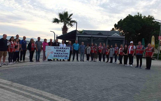 Burhaniye'de Farkındalık Yürüyüşü