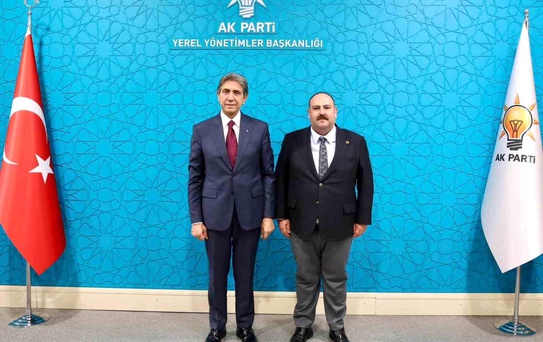 Başkan Hamamcı, İnönü'nün gelişimine katkı sağlayacak projeler için çalışıyor
