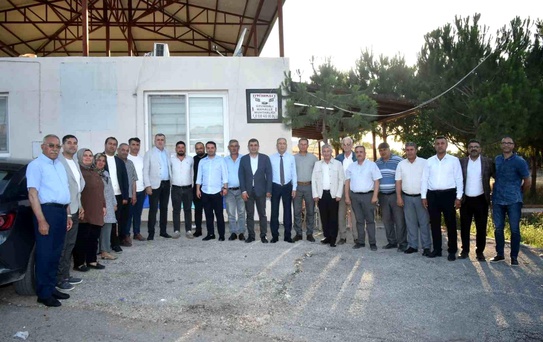Başkan Yapar, mahalle muhtarlarıyla bir araya geldi