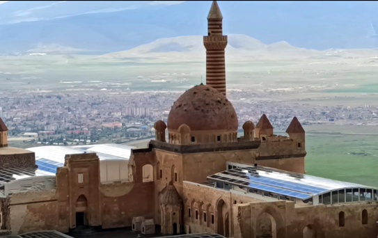İshak Paşa Sarayı'na Bayram Ziyareti