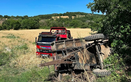 Traktör Devrildi, Sürücü Hayatını Kaybetti