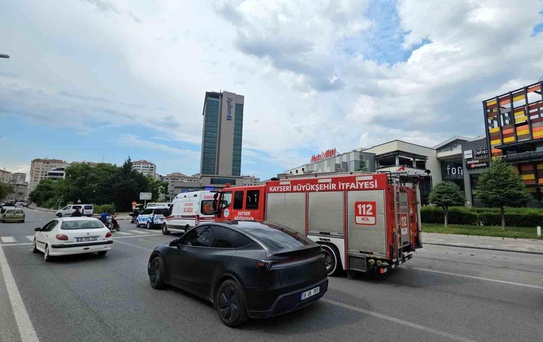 Kayseri'de Bomba İhbarı Panik Yarattı