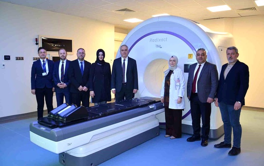 Bursa'da Tomoterapi Cihazı Hizmete Girdi