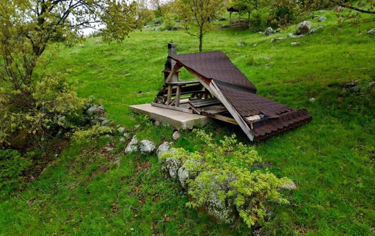 Kemerkaya Parkı'nda Vandalizm ve İhmal