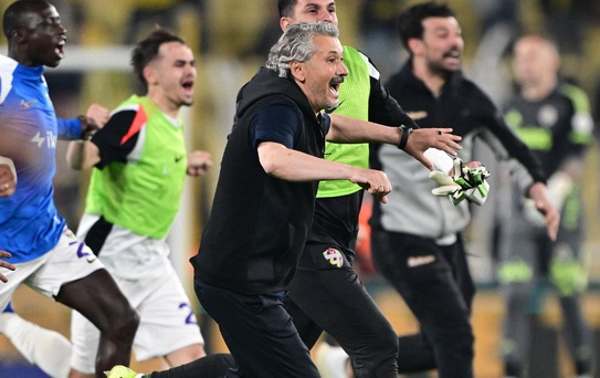 Tarih yazdığı Eyüpspor'dan gönderilmişti! 24 saat dolmadan yeni takımı belli oldu