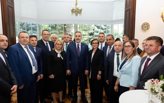 Fidan, Bulgaristan'da Türk Soydaşlarla Buluştu
