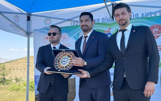 Malatya'da Güreş Federasyonu Fidan Dikimi