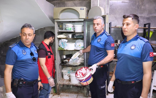 Haliliye’de hijyen kurallarına uymayan işletme mühürlendi