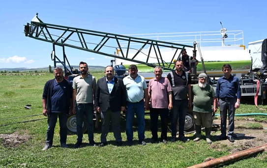İnönü Belediyesi'nden çiftçilere su desteği