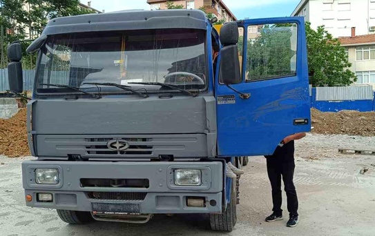 Kadıköy'de kaçak toprak döken ehliyetsiz sürücüye 287 bin TL ceza