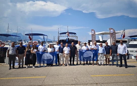 Kemer'de Mavi Bayrak Töreni