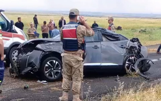 Nişan dönüşü 2 kişinin öldüğü kazanın görüntüleri ortaya çıktı