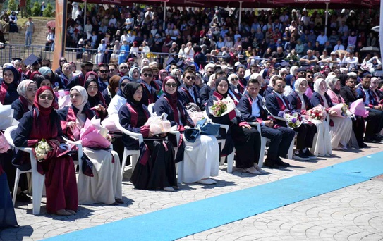 OMÜ İlahiyat Fakültesi 320 Mezununu Uğurladı