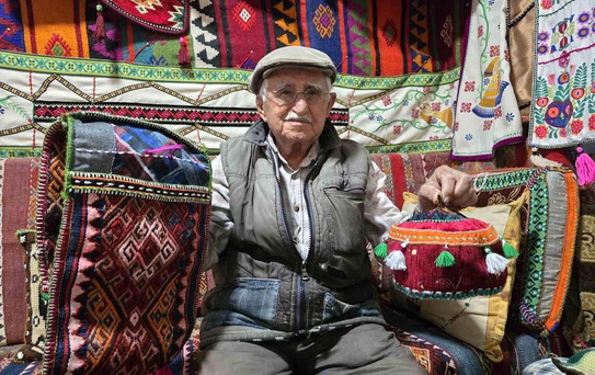 Yaşlı Adamın Antika Müzesi